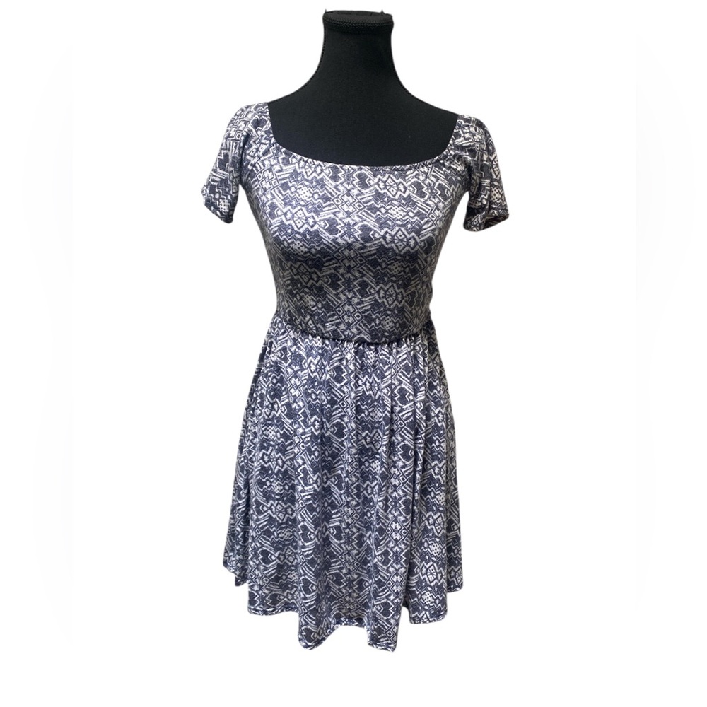 Free to Fly  Navy Patterned Mini Dress EUC S